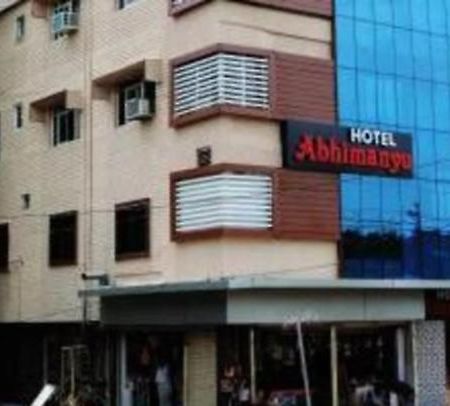 Hotel Abhimanyu Pachmarhī Eksteriør bilde